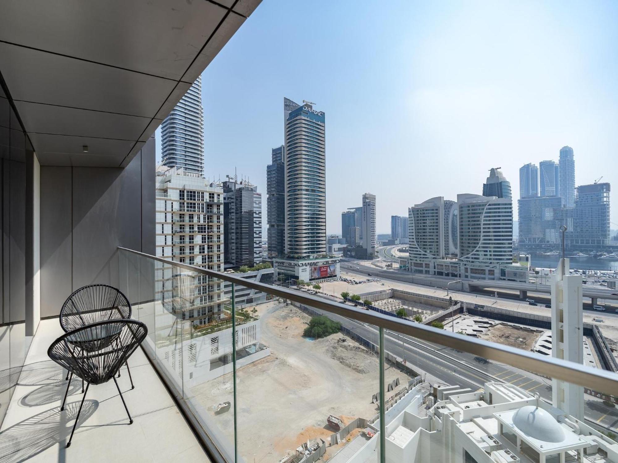Luxurious Stylish Apartments Across Dubai Mall Burj Khalifa City Views Exterior photo